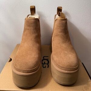 UGG Women Neumel Platform Chelsea Boots Chestnut